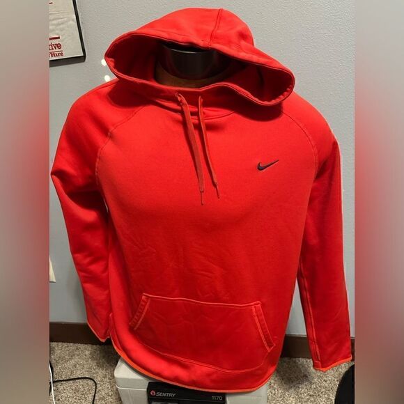 Nike DriFit Mens XL All Red Sweatshirt Hoodie - Picture 1 of 5